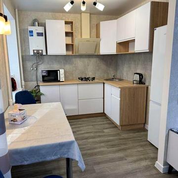 Сдам 2 комнатную квартиру  в центре города