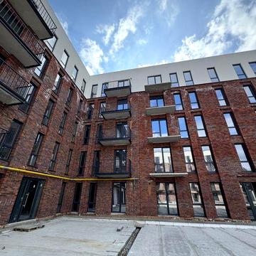 Продаж квартири Озерна ЖК Status Residens