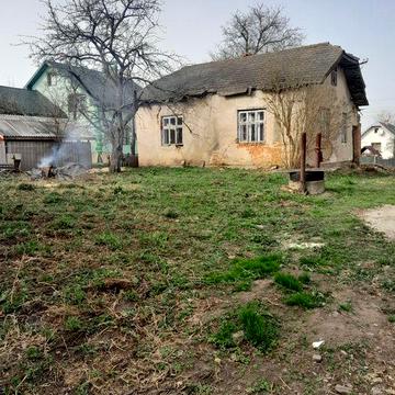 Продається  терміново будинок.