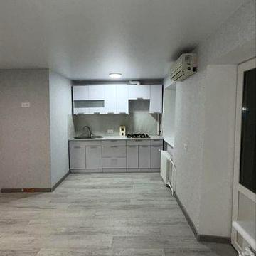 Продам классную однокомнатную квартиру возле Пармезана с ремонтом!!!