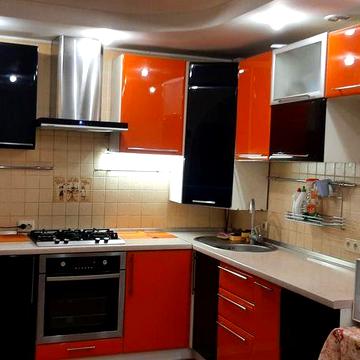 2к квартира, 5 хв до метро Центральний ринок, окремий вхід