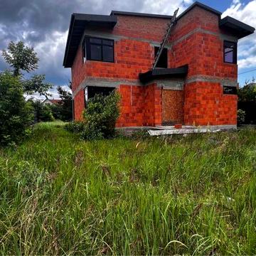 Продається двоповерховий Hi-Tech будинок (тераса, панорамні вікна)