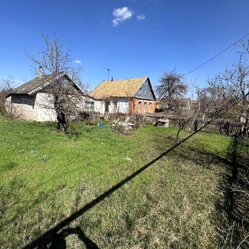 Продам дом. с. Красна балка