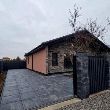 Новий будинок 100м2, Фонтанка 1, з ремонтом під ключ.