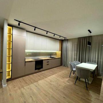 Продається сучасна 2-х кімнатна квартира. ЖК West Towers ЖК West Towers