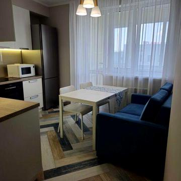 Коміс=25%. Park Stone. Івасюка, 2-Д. Квартира з якісним ремонтом!