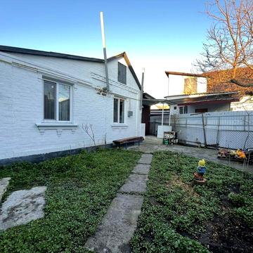 Продаж частини будинку(Водопійна)