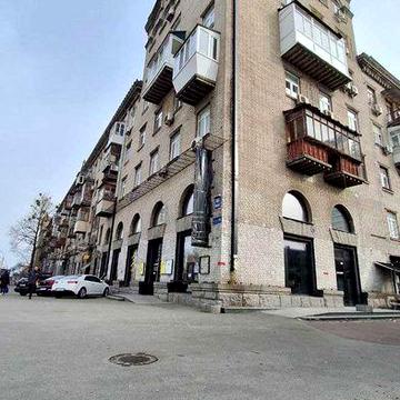 Продаж 3 кімнатної квартири  Київ Берестейський 45 Програми+