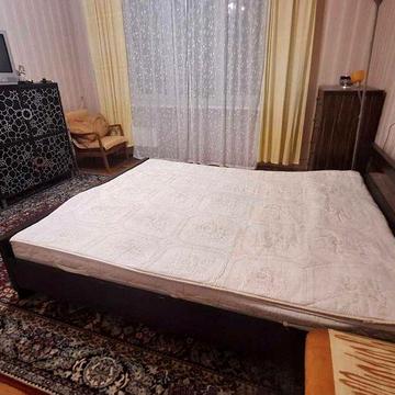 в. Сахарова, оренда двокімнатної квартири з ремонтом