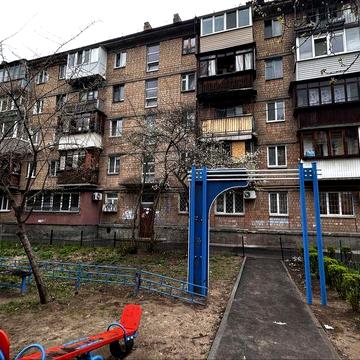 Академіка Білецького 5, парк Відрадний