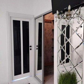 Продам 2 кімнатну квартиру на Марсельській з ремонтом