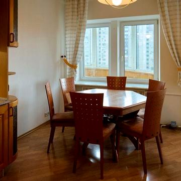 Оренда 3 кімнатної квартири Оболонь Івасюка 22 7й поверх