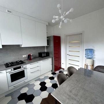 Оренда 2к новобудова вул.Бойківська(Горіховий Гай)