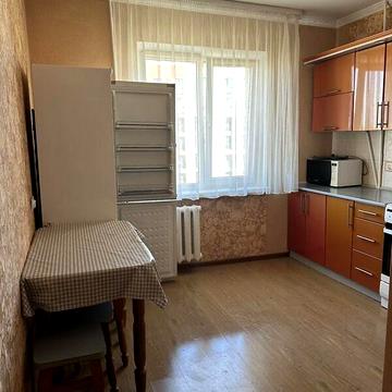 Довгострокова оренда 1к Квартира Олени Теліги вулиця