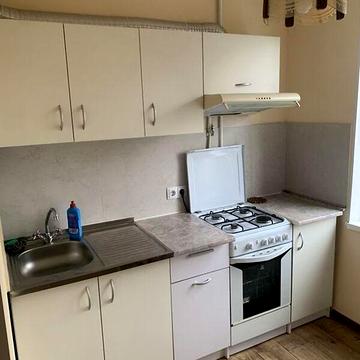 Довгострокова оренда 1к Квартира Набережна Перемоги вулиця