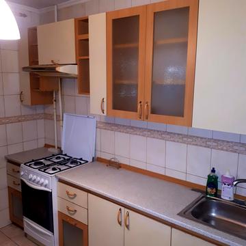 Нововокзальна вул., 21