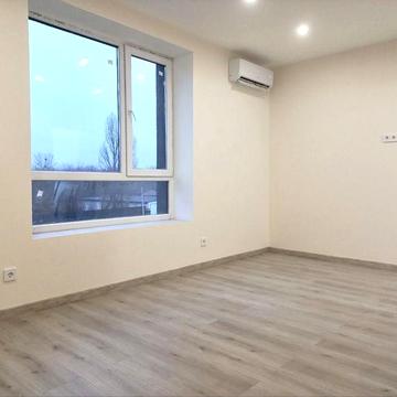 Хороша 2к з новим ремонтом! Біля парку та Набережної!