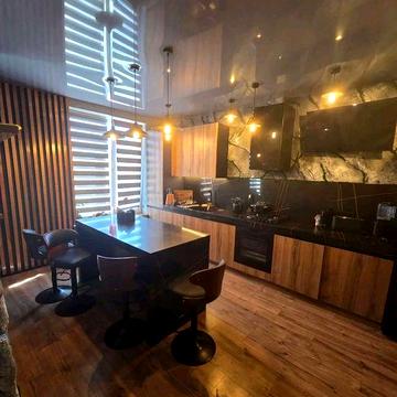 Продаж 1 кім.кв.Люкс в центрі Борисполя