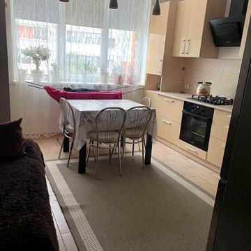 Оренда 1к квартири вул. Золотогірська