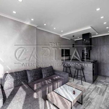 Продаж квартири в ЖК  Central Park