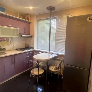 Здам затишну однокімнатну квартиру на Браїлках