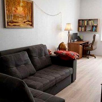 В центре Чугуева квартира улучшенной планировки