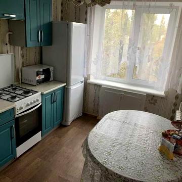 Здається в оренду 2-кімнатна квартира на 12 кварталі