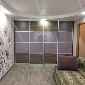 Сдаю 2-х ком.кв. 8/9 ул.Староднепровская