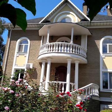 Шкільна, 19б