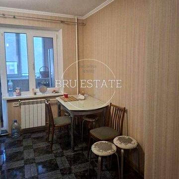 Продаж 3к Закревського Троєщина Держпрограми