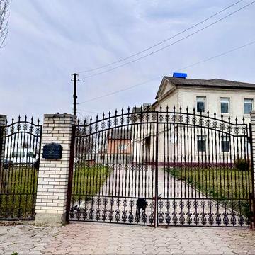 Велика 3х кім, м.Хотин, продаж