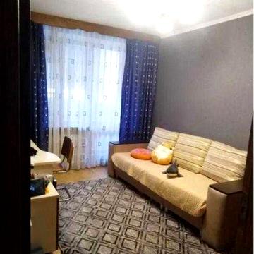 Трехкомнатная квартира в Индустриальном районе