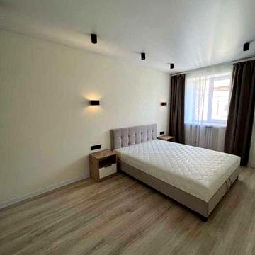 Сдам 2-х комнатную квартиру в центре, ул. Воскресенская