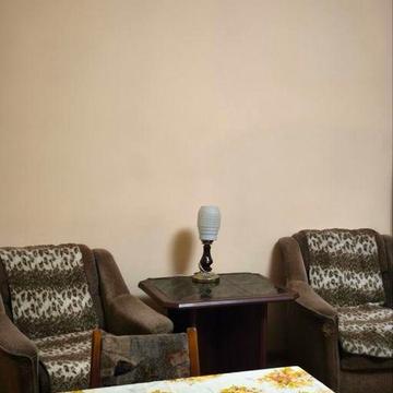 Оренда будинку в ближньому  центрі