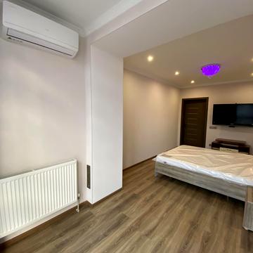 Василя Симоненка вул., 2