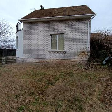 Продаж цегляного будиночку в с. Красне