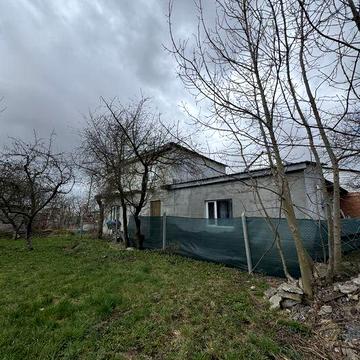 Продається частина будинку