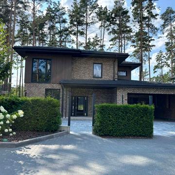 Продаж преміального будинку в закритому містечку ZAHRAVA village 2