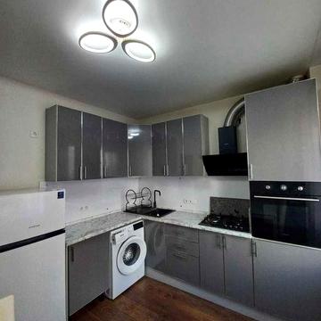 (3-7) Двухкомнатная квартира в кирпичном доме на Бочарова