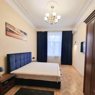 Крутий узвіз, 6