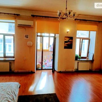 Продаж 4к Квартира Карантинна вулиця