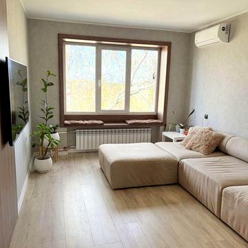 Квартира 3-х кімнатна, центр (бульвар)