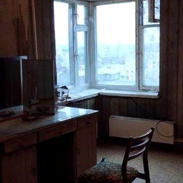 Продаж 1 к квартири метро Левада р-н Цирка и парк Стрелка