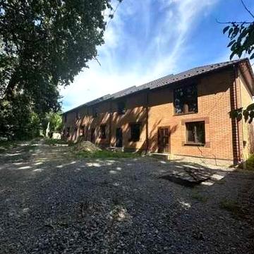 Вигідна ціна на ринуку таунхаусів! Лишився лише один тому продається зі скидкою, загальна площа 70 кв.м, надійний забудовник обєкт вартий уваги