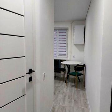 Довгострокова оренда 1к Квартира Незалежності (Титова) вулиця