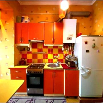 2х кімнатна  квартира  Староконий  ринок.1/1  як приватний будинок.АГВ