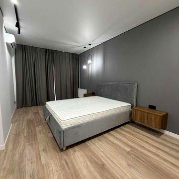 Оренда 2-кім. квартири + кухня-студіо вул. Малоголосківська ,Новобуд