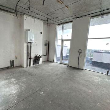 Пентхаус з терасою та видом на сосни. Індивідуальне газ