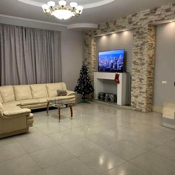 Оренда  будинку Київ..Соломянський район.Живи красиво!