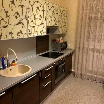 Сдается 4-х ком. квартира в Центре Славянска. 1 этаж. до 10 чел